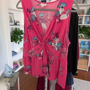 Wonderly Fuchsia Floral Top